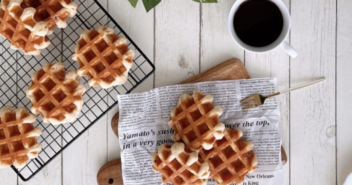 ワッフルニットは凹凸のあるお菓子のワッフルに似た生地